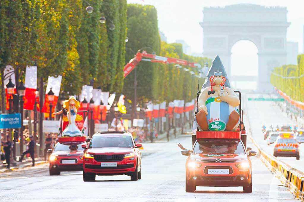 Obelix sur les Champs-Élysées